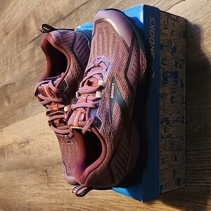 Brand new Brooks size 10.5. Never worn